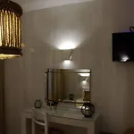Apartment To Maro