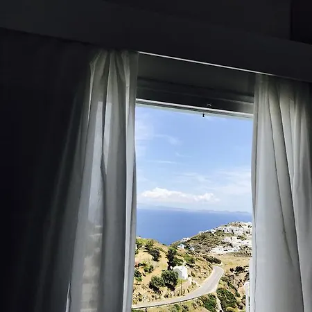 To Maro Kastron (Sifnos)